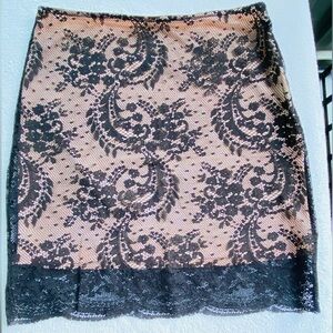Forever 21 Black Lace Overlay on Neutral Pink Lining Mini Pencil Skirt Small